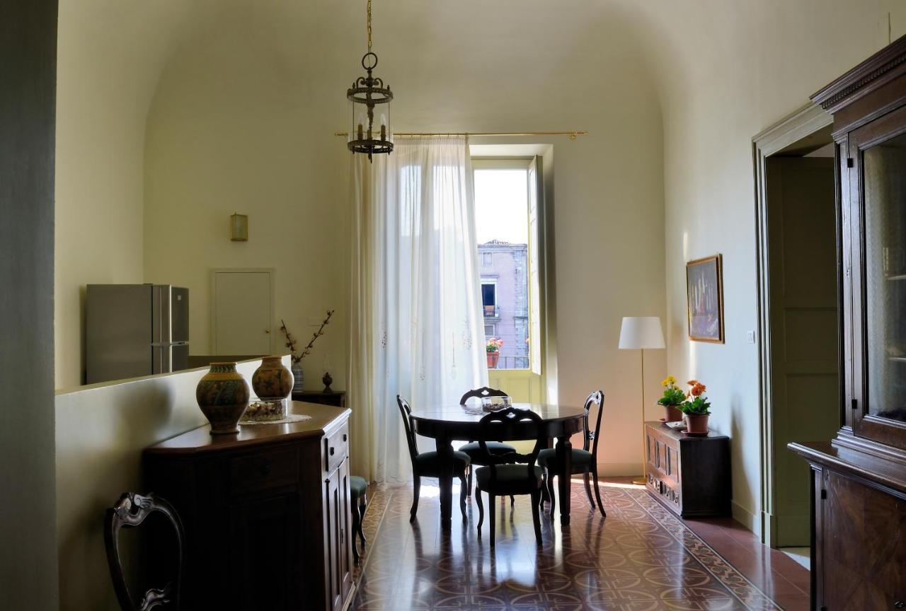 Don Giovanni Charme Apartment カターニア エクステリア 写真
