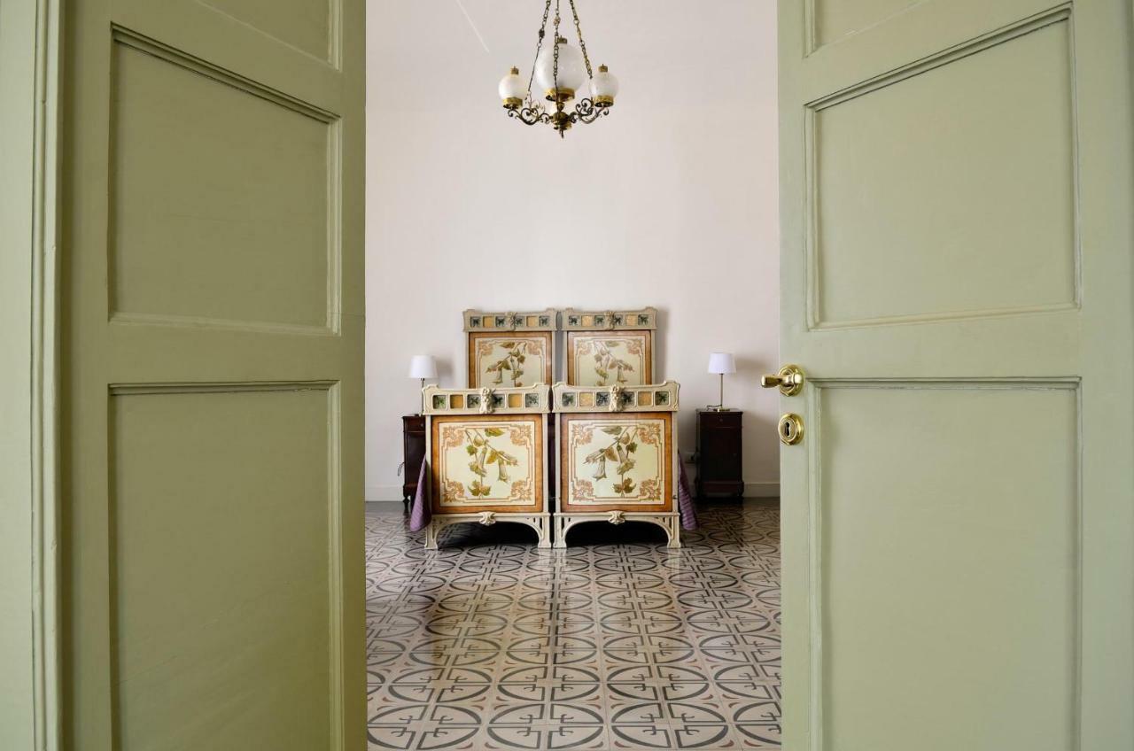 Don Giovanni Charme Apartment カターニア エクステリア 写真